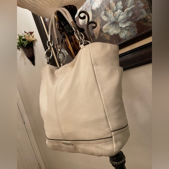 ❤️Sold❤️Coach please check all picture of condition - Picture 4 of 17